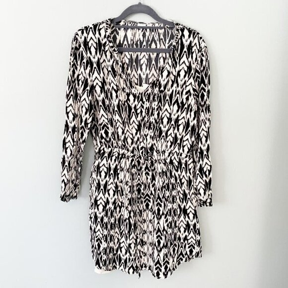 5/$25 Gap long sleeve dual layer elastic waist casual dress - Size small - Picture 1 of 10